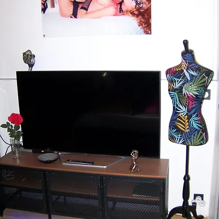 Naturiste Cap D'agde Héliopolis E 100 * Agde