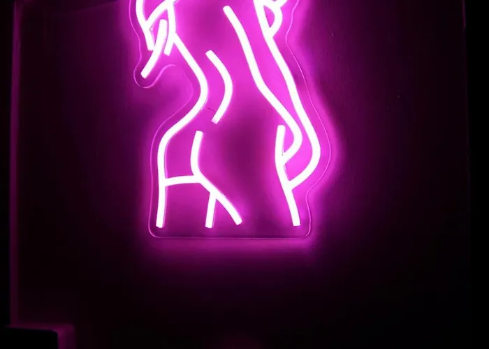 Naturiste Cap D'agde Heliopolis E 100 * אגדה